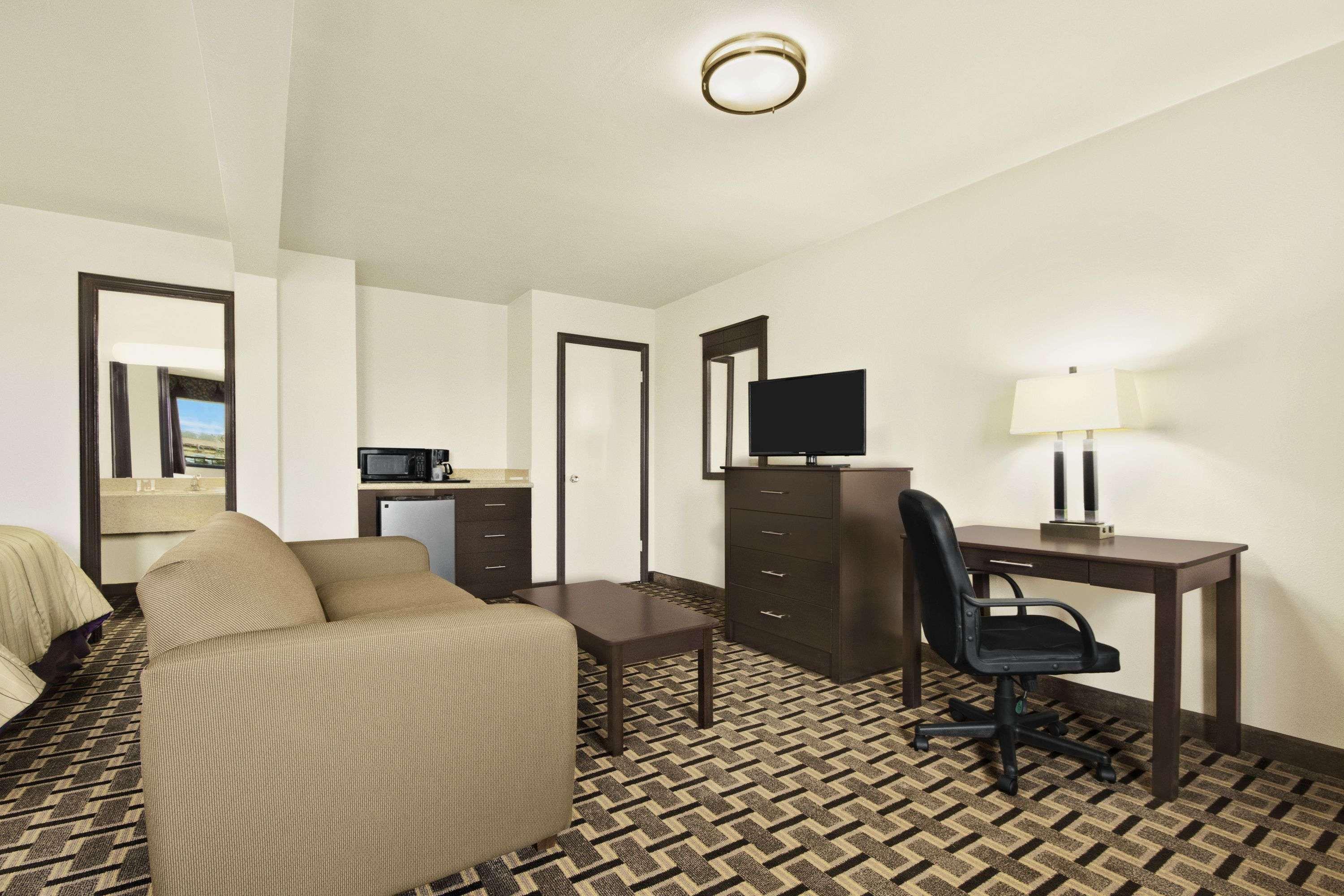 ซูเปอร์ 8 บาย วินด์แฮม ฟอร์ตเวิร์ท เท็กซัส Motel ภายนอก รูปภาพ