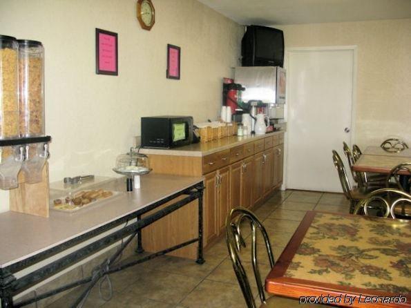 ซูเปอร์ 8 บาย วินด์แฮม ฟอร์ตเวิร์ท เท็กซัส Motel ร้านอาหาร รูปภาพ